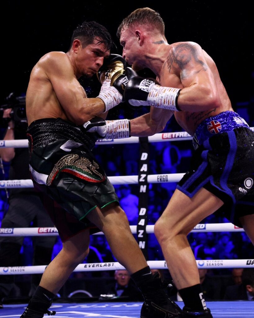 Dalton Smith venció a José Zepeda por nocaut en Inglaterra 1 GJZGxbQXwAAlqs7