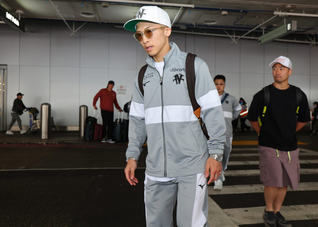 Naoya Inoue LAX arrival2